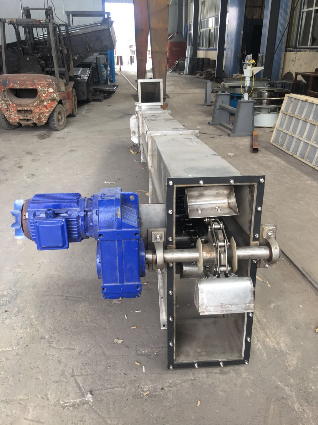 NE15板鏈斗式提升機(jī)廠(chǎng)家展示 NE15板鏈斗式提升機(jī)廠(chǎng)家展示